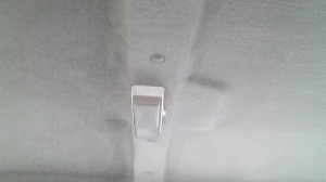 Podsufitka w busie po prawej wyprana